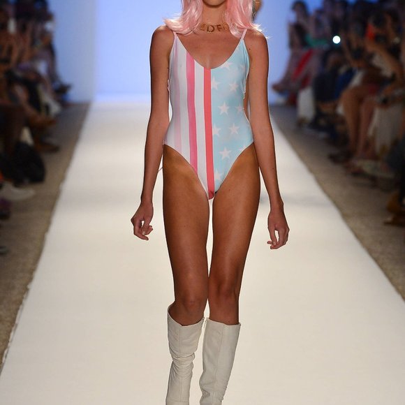 WILDFOX SWIM Rare Vintage American Flag Classic One-Piece from Resort 2013, S - Picture 12 of 16